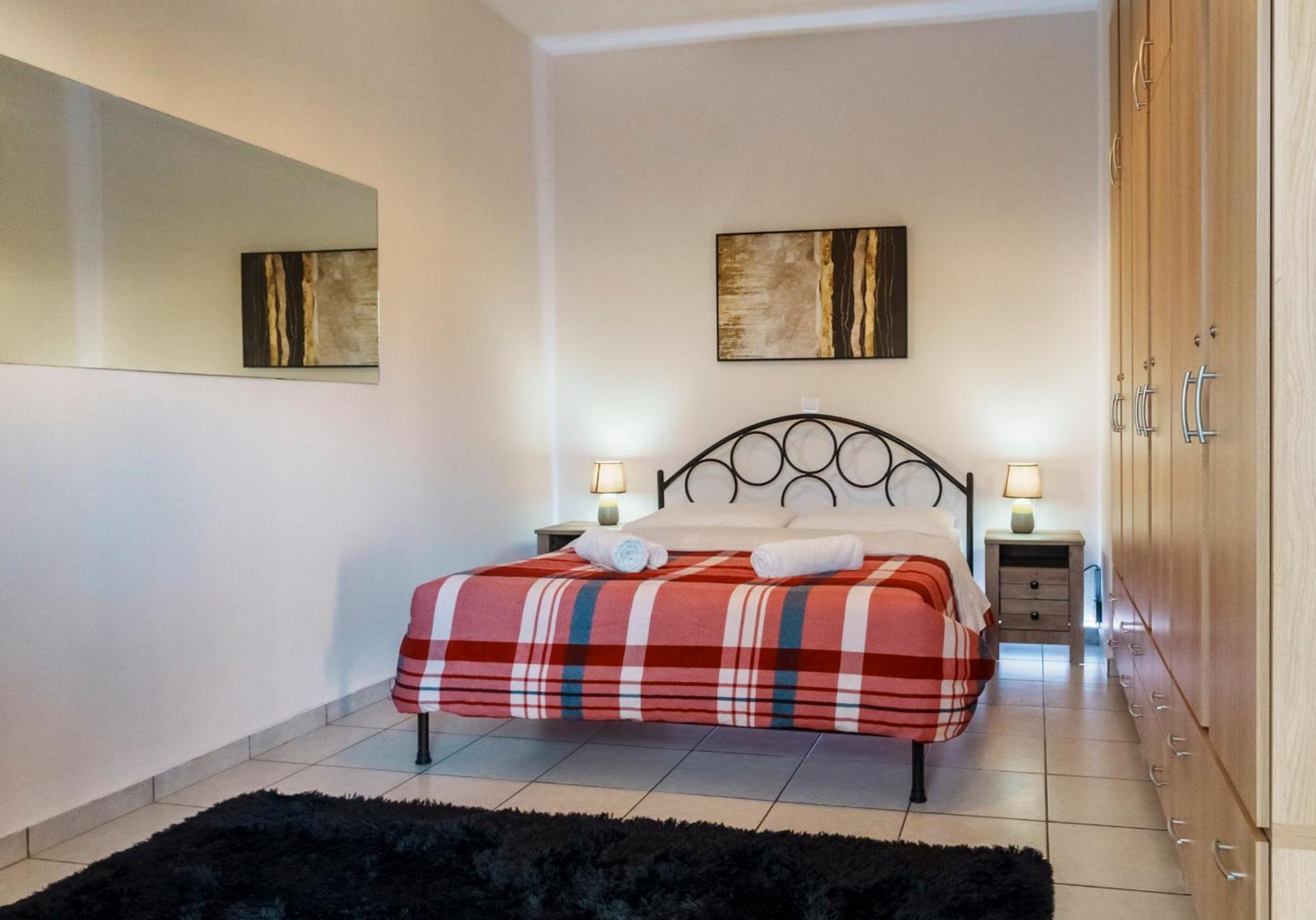 Crystal Cherry Apartment Preveza Eksteriør billede