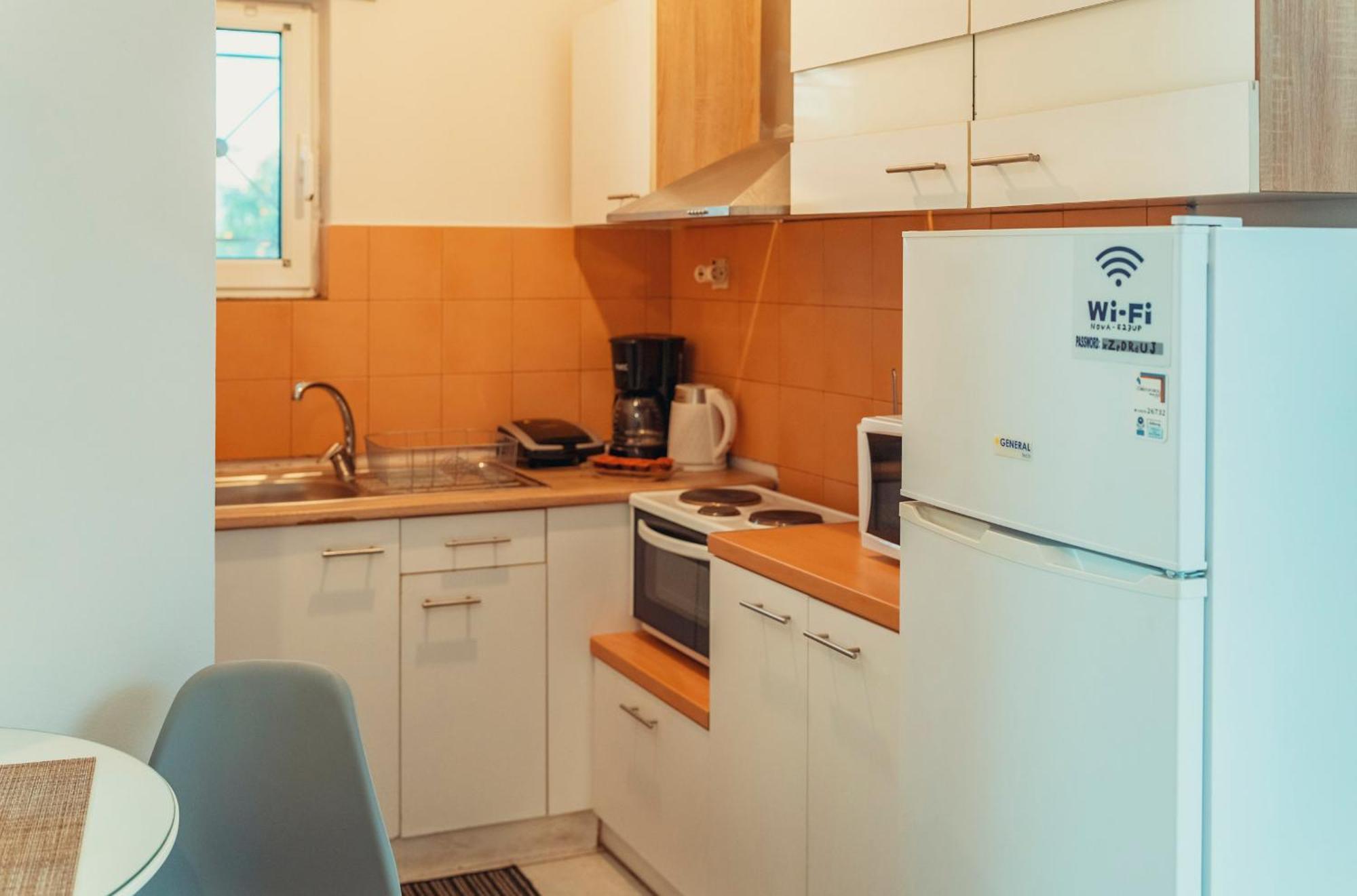Crystal Cherry Apartment Preveza Eksteriør billede