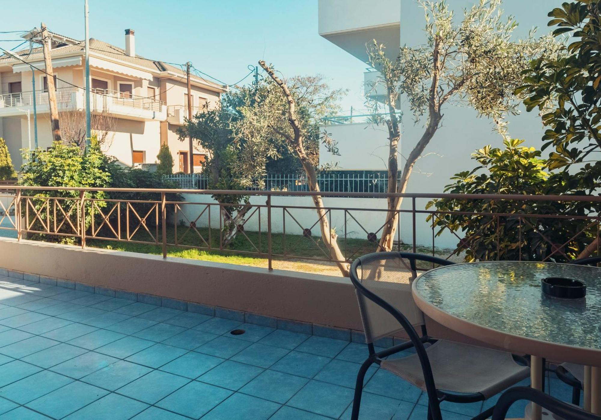 Crystal Cherry Apartment Preveza Eksteriør billede