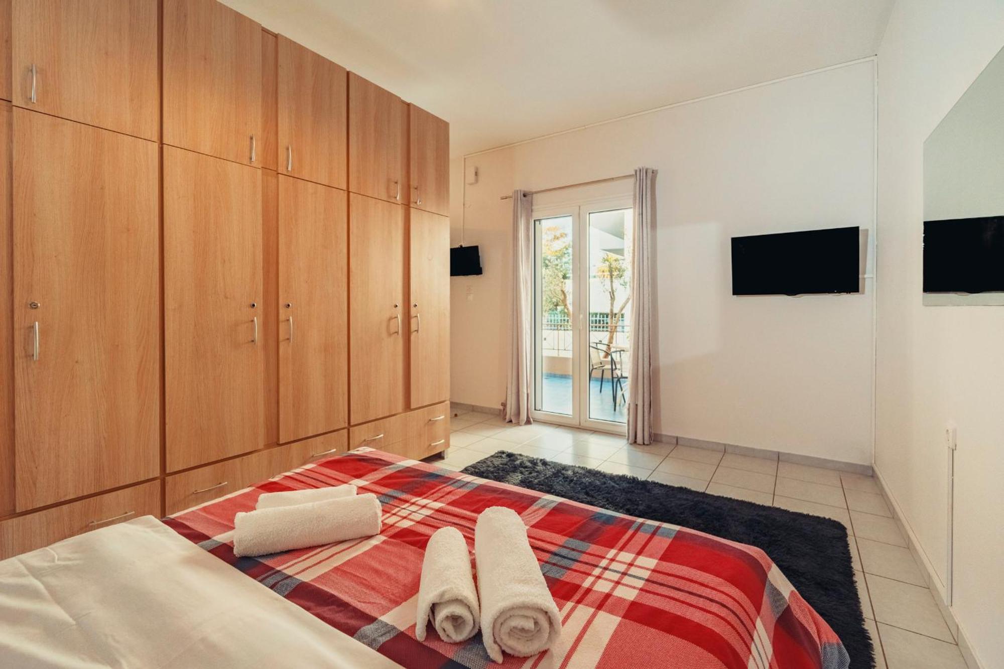Crystal Cherry Apartment Preveza Eksteriør billede
